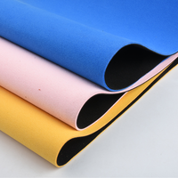 Cuir suédé synthétique en microfibre 1.0Mm-2.0Mm Tissu en cuir Couleur Double face Tissu en cuir suédé en microfibre