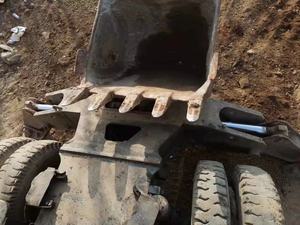 Excavadora de ruedas Hyundai 210W-9, 21ton, precio en venta con buen estado - Product Image 6