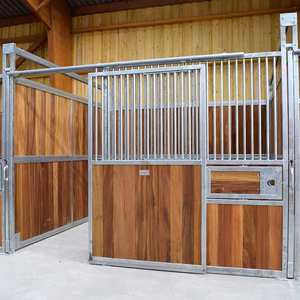 Stalle de cheval autoportante Panneau avant stable Boîte en acier de bambou fabriquée avec Extrieur <span class=keywords><strong>Chevaux</strong></span> pour les fermes État neuf pour cheval - Product Image 1