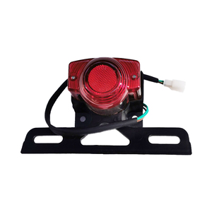 Feu arrière de moto, feu stop pour <span class=keywords><strong>Honda</strong></span> <span class=keywords><strong>Monkey</strong></span> Z50 Z <span class=keywords><strong>50</strong></span> Z50J <span class=keywords><strong>Monkey</strong></span> Bike - Product Image 1