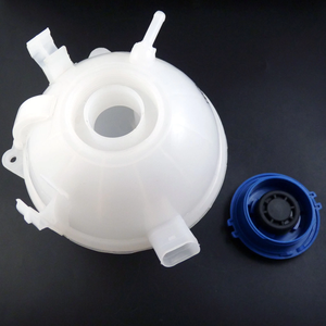 1K0121407A Serbatoio Vaschetta Liquido Refrigerante Radiatore Motore per GOLF MK6 GTI JETTA MK5 per TIGUAN Audi A3 Q3 VW Golf per Tiguan per <span class=keywords><strong>Passat</strong></span> <span class=keywords><strong>CC</strong></span> - Product Image 4