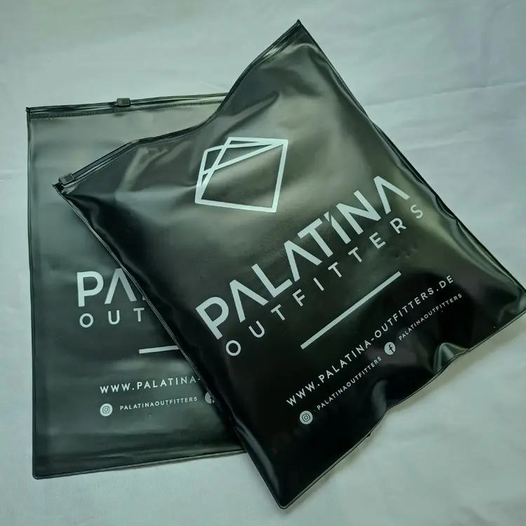 Saco de fechamento de empacotamento do pvc do preto personalizado de alta qualidade, saco de zíper de embalagem, saco de roupas de plástico
