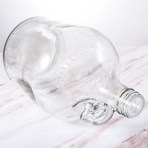 Jarra de botella de agua de vidrio de un galón, hecha en casa con tapón de rosca de plástico - Product Image 2