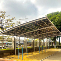 Abri de voiture moderne et stable en alliage d'aluminium pour deux véhicules, avec toit en polycarbonate, solution de stationnement extérieur étanche