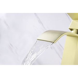 Grifo de Lavabo Clásico Db de un Solo Control, Latón Envejecido, Caño en Cascada, Montaje en Suelo - Product Image 5