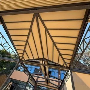 Pergola di Lusso Prima, Elegante e Regolabile, Impermeabile, in Lega di Alluminio Verniciata a Polvere, Design <span class=keywords><strong>per</strong></span> Esterni - Product Image 1