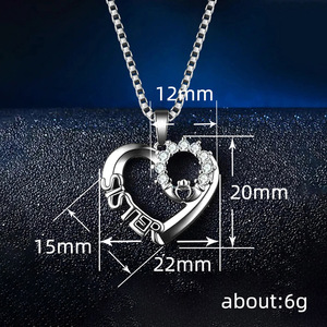 Collana con Ciondolo a Forma di Cuore e Corona per Donne, Regalo per Migliore Amica o Sorella, Gioielli alla Moda - Product Image 4