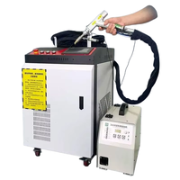 Mesin Laser Serat Pendingin Air Multifungsi 2000w 3000w Genggam Terbaru yang Laris untuk Pengelasan, Pemotongan, dan Pembersihan