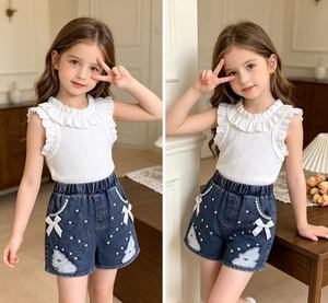 Nueva Colección Verano 2026: <span class=keywords><strong>Ropa</strong></span> de Bebé al por Mayor - Chaleco Blanco y Pantalones Cortos <span class=keywords><strong>Retro</strong></span> con Perlas para Niñas - Estilo y Moda - ¡Listo para Enviar! - ¡Oferta Caliente! - Product Image 2