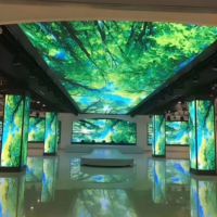 Solution d'affichage publicitaire intérieur : Écran LED irrégulier personnalisable, mur vidéo LED sur mesure, module LED flexible de taille adaptable