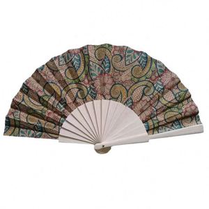 Abanico Plegable Portátil Ecológico de Corcho y Bambú de 23 cm con Estampado, Abanico de Mano de Tela y Madera con Técnica Pintada, Abanico Vegano Promocional - Product Image 4