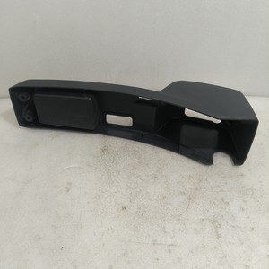 ฝาครอบกล่องที่วางแขนฮุนได 71Q4-22060 พลาสติกสำหรับอะไหล่รถขุด - Product Image 1