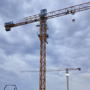Grúa Torre Plana Dahan QTZ200-7015-10T de 70m de Alcance con Motor de Alta Eficiencia y Capacidad de 10 Toneladas para Construcción Pesada - Product Image 2
