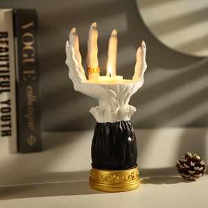 Halloween Palm Candlestick Tray Atmósfera Decoración Pascua Bruja Horror Palm Tabletop Resina Ornamento - Product Image 2
