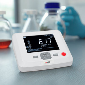 pH-mètre/conductimètre de paillasse, plage (-2,00 à 20,00), étalonnage automatique du pH, écran LCD pour laboratoire - Product Image 5