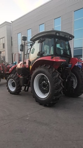 Tracteurs agricoles à 6 cylindres de 140 ch, 150 ch, 160 ch, 180 ch, robustes, à prix avantageux - Product Image 4