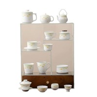 Tasse à café ou à thé en céramique blanche émaillée, peinte à la main avec des motifs floraux, élégante tasse d'hôte, tasse à usage personnel, tasse de bureau, mug à café