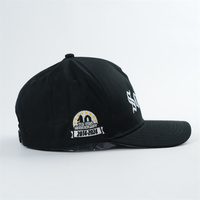 Op maat gemaakte grijze Oxford 5-panel gestructureerde honkbalpetten met luipaard-/stippenpatroon en geborduurd logo