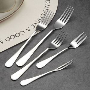 Silverware Set Flatware Cutlery Set Durable Stainless Steel Tableware in Ergonomic Design Kitchen Utensil Sets Dishwasher Safe - Product Image 5