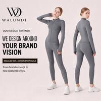 Veste de yoga pour femmes grandes tailles, manches longues, col montant, fermeture éclair, passe-pouces, séchage rapide, respirante, extensible, faible MOQ, logo personnalisé