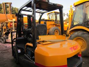 מחיר נמוך בשימוש מלגזה tcm fd30t באיכות טובה tcm fd30 fd50 fd70 fd80 fd100 fd150 fd160 fd160 גובה 3-6 מ 'גובה 4 גלגל במלאי - Product Image 6