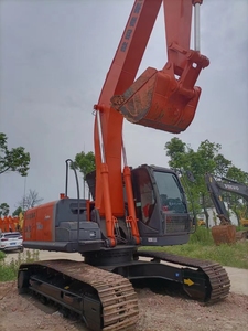 Compact Used Hitachi ZX240H 24T Excavator|Japan Built Second-Hand Digger with <b>Bucket</b>, Great for Urban Development & Utility Work - Product Image 5