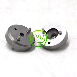 Suku cadang otomotif Spacer injektor bahan bakar <span class=keywords><strong>2</strong></span> 430 136 023 2430136023 - Product Image 1