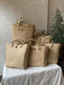 Bolso de playa Seagrass para mujer, New Seagrass Bag con borla - Product Image 2