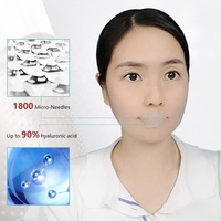 Masque Lèvres Hydratant et Repulpant à l'Acide Hyaluronique et Vitamine C, Dissolvant Microneedle, Végan, Non Testé sur les Animaux, Marque Privée, OEM