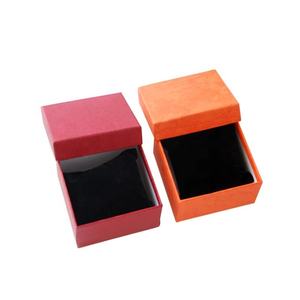 हॉट सेलिंग मिश्रित रंग कार्डबोर्ड गहने बैग पैकेजिंग सरल डिजाइन घड़ी बॉक्स गहने बॉक्स और लोगो के साथ पैकेजिंग - Product Image 6