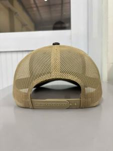 Gorra Trucker de Camuflaje con Logotipo Bordado Personalizado, Malla Trasera Ajustable, para Caza al Aire Libre y Ropa Urbana, OEM Vietnam - Product Image 3
