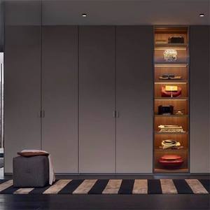 Toptan fiyat lüks elbise odası tasarım ayarlanabilir raflar ile özel ahşap gardırop çekmeceler - Product Image 1