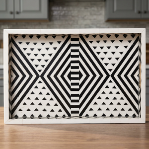 Plateau de luxe en cuivre incrusté à motifs carrés, avec des motifs inspirés des plantes, pour un service élégant à la salle à manger ou en cuisine, provenant d'Inde I H C - Product Image 3