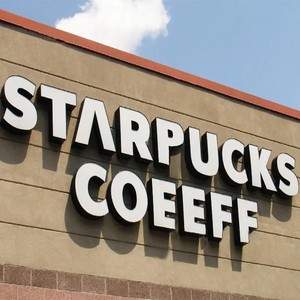 Insegna Luminosa LED Personalizzata in Acrilico con Lettere in Rilievo per Uffici e Boutique, Logo Aziendale Illuminato - Product Image 4