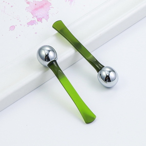 Mini espátula cosmética para ojos, cuchara acrílica de plástico con <span class=keywords><strong>Mango</strong></span> Verde de 5,7 cm - Product Image 4