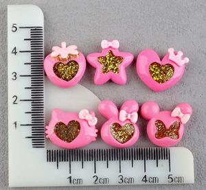 Conejito cabeza de fresa amor corazón espalda plana decoraciones caja del teléfono basura encantos accesorios para el cabello artesanías Diy - Product Image 5