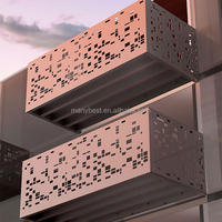 Écran de balcon en aluminium usagé de style moderne avec mains courantes architecturales sculptées Balustrades pour escaliers Bâtiment de propriété privée