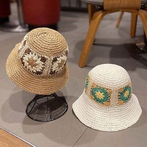 Wholesale Handmade Floral Fisherman's <b>Hat</b> <b>Straw</b> <b>Hat</b> Women Summer Outing Shade Crochet <b>Straw</b> Bucket <b>Hats</b> - Product Image 1