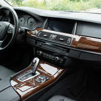 Película Autoadhesiva para Interiores de Auto Vasin con Diseño de Madera Moderna en PVC, Sin Pegamento, Resistente a los Rayos UV, Superficie Brillante, 3 Años de Duración