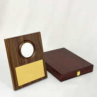 Boîte en bois de noyer vierge avec plaque, trophée d'entreprise en bois avec certificat plaqué or MH-LJ0807