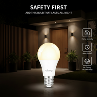 Ampoule LED à détecteur crépusculaire E27 B22 A60 9W 806 LM, allumage/extinction automatique pour intérieur, extérieur, cour, patio, garage, jardin
