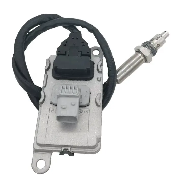 Sensor cuadrado de óxido de nitrógeno para coche, cuatro agujas de 24V, 5WK9 7331A A 010 153 16 28 5WK97331A A0101531628 para camión Mercedes