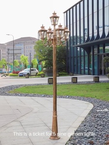 Lampadaire de jardin extérieur en fer bronze avec abat-jour en verre LED, lumière blanc chaud 2700K, IP66, ampoule A19 non amovible, AC 220V, détecteur de mouvement - Product Image 4