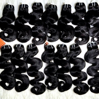 Nouveau combo pour faire perruque de vague de corps 100% extensions de cheveux humains vietnamiens bruts paquet de trame et fermeture pleine taille/frontal