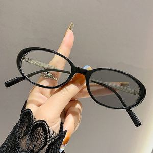 Gafas de Sol Ovaladas Anti Luz Azul para Mujer, Diseño Personalizado con Logotipo, Moda 2025, Montura Pequeña, Gafas Fotocromáticas - Product Image 3