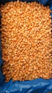 Fruits de <span class=keywords><strong>saison</strong></span> de grande qualité, délicieux fruits surgelés, dés d'abricot à moitié coupés - Product Image 4