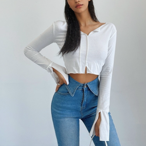 Mujeres cuello en V Slim-Fit manga larga versátil Color sólido corto pulóver estampado único estilo urbano Hot Girl moda camiseta - Product Image 6