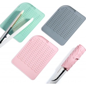 Tapis en silicone résistant à la chaleur pour fer à lisser et fer à boucler, tapis antidérapant de protection thermique, tapis de rangement pour outils de coiffure - Product Image 1