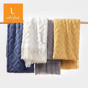 Ultra doux <span class=keywords><strong>grand</strong></span> jacquard diamant évider GEO tricotage chaîne gland jeter couverture pour canapé - Product Image 1