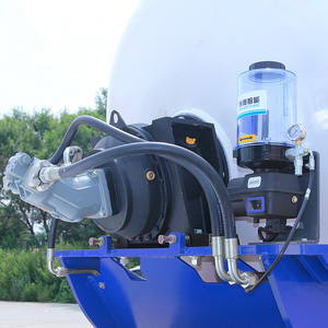 Camion malaxeur à béton Isuzu 9M3 d'occasion avec moteur et groupe motopropulseur, couple élevé, quatre roues motrices, prix négociable - Product Image 5